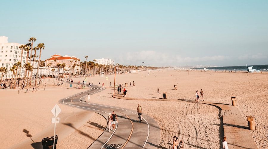 Photo Ryanair and Wizz Air 2026 hand luggage dimensions limits surcharge